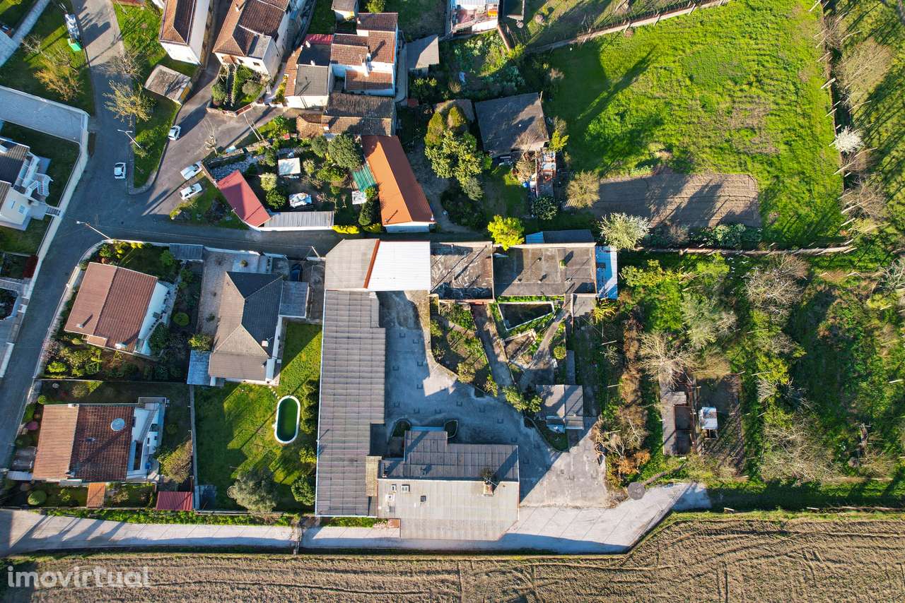 Moradia T7 com 634m² de construção e enorme potencial 				 Palmeira, B - Grande imagem: 2/31