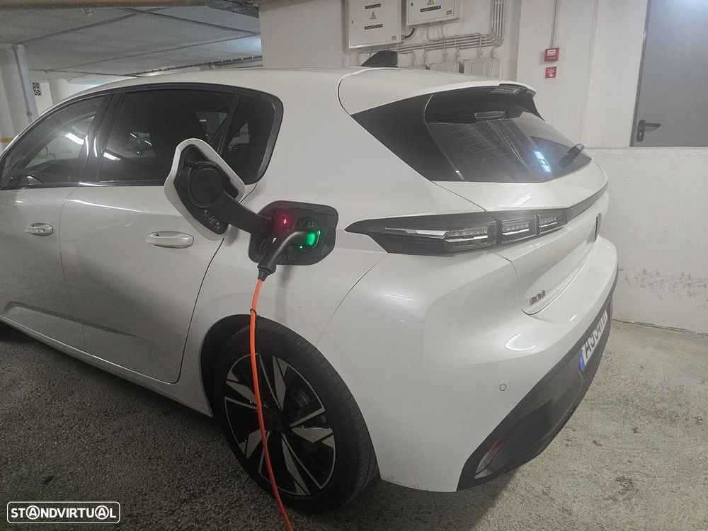 Peugeot 308 1.6 Hybrid Active Pack e-EAT8 - 30