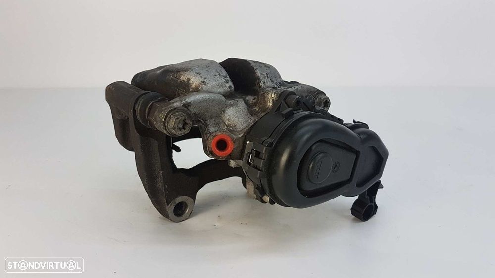 PINÇA DE TRAVÃO TRASEIRA ESQUERDA MERCEDES CLASE GLA (W156) GLA 200 CDI (156.908... - 2