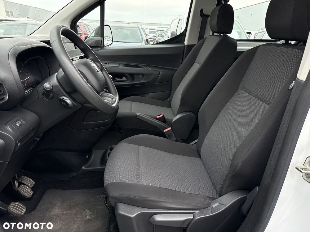 Toyota Proace City Verso 1.5 D-4D Combi - 13