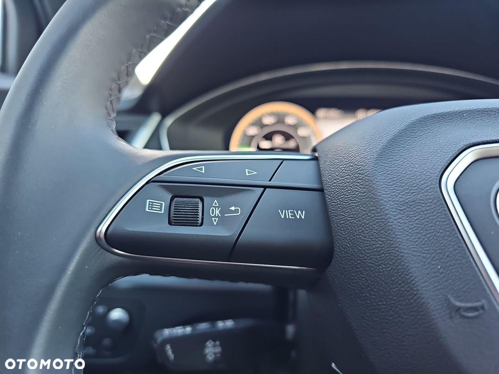 Audi Q5 Sportback - 14