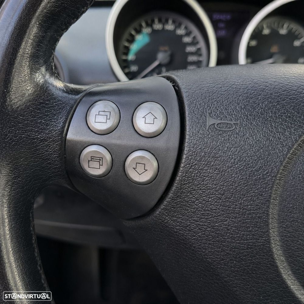 Mercedes-Benz SLK 200 K - 23