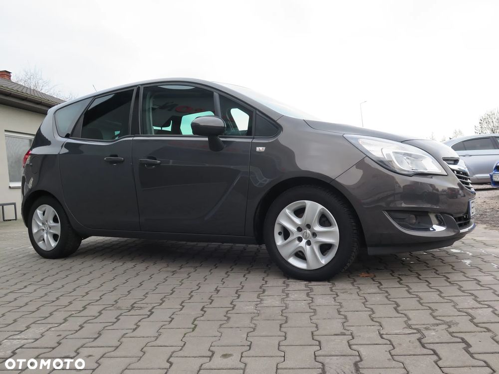 Opel Meriva - 11