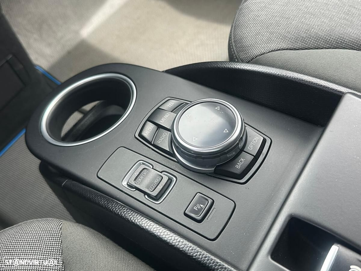 BMW i3 (60 Ah) - 32