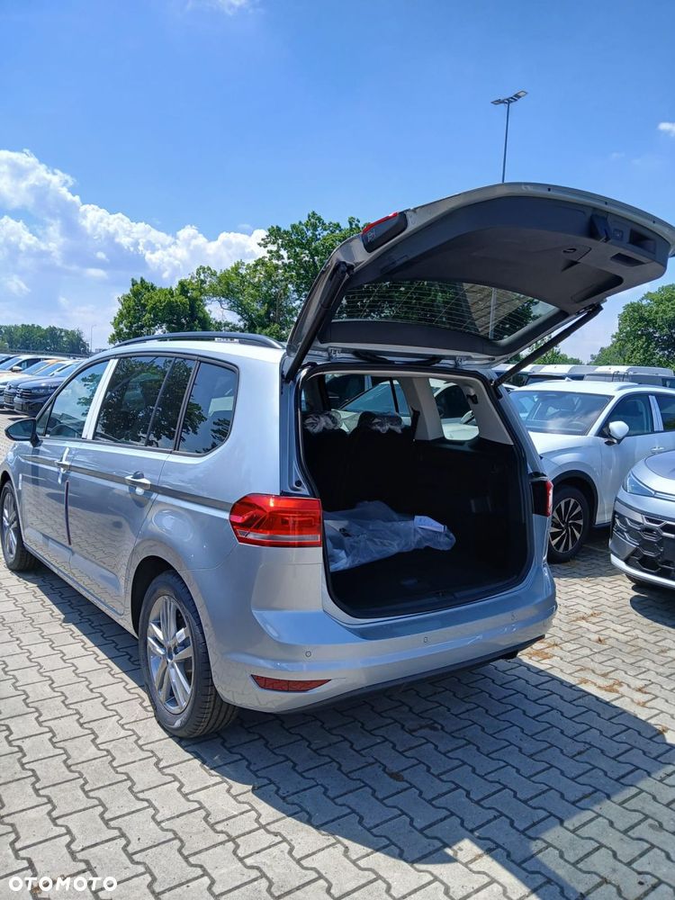 Volkswagen Touran 1.5 TSI EVO Comfortline Plus DSG - 9