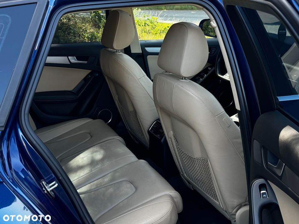 Audi A4 Avant 3.0 TDI DPF multitronic Attraction - 14