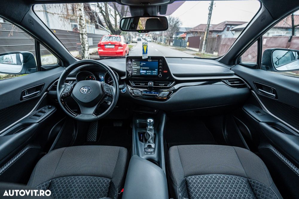 Toyota C-HR 1.8 HSD 4x2 CVT C-ult LED - 22