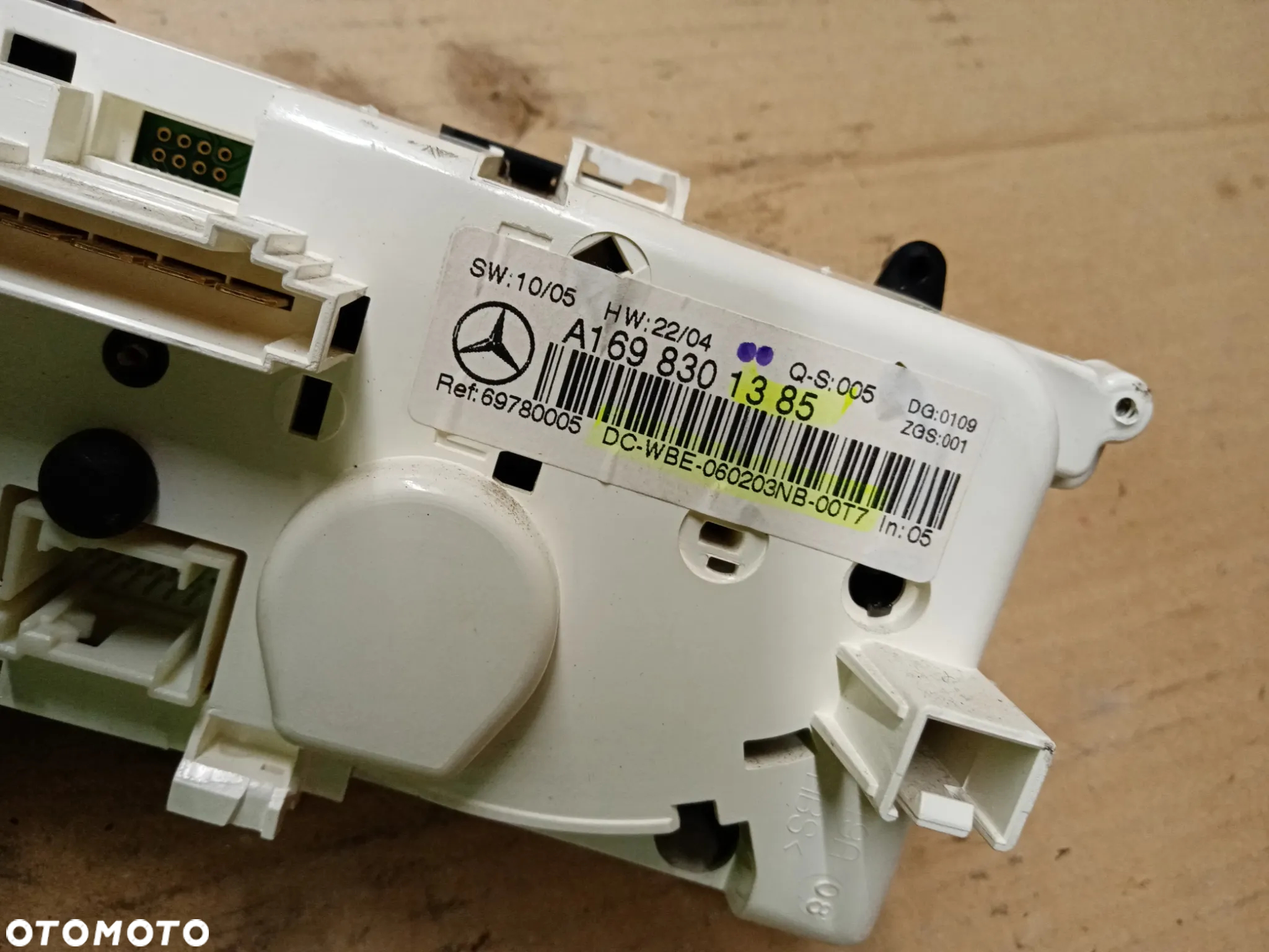 Panel nawiewu klimatyzacji klimy Mercedes W169 A1698301385 - 3