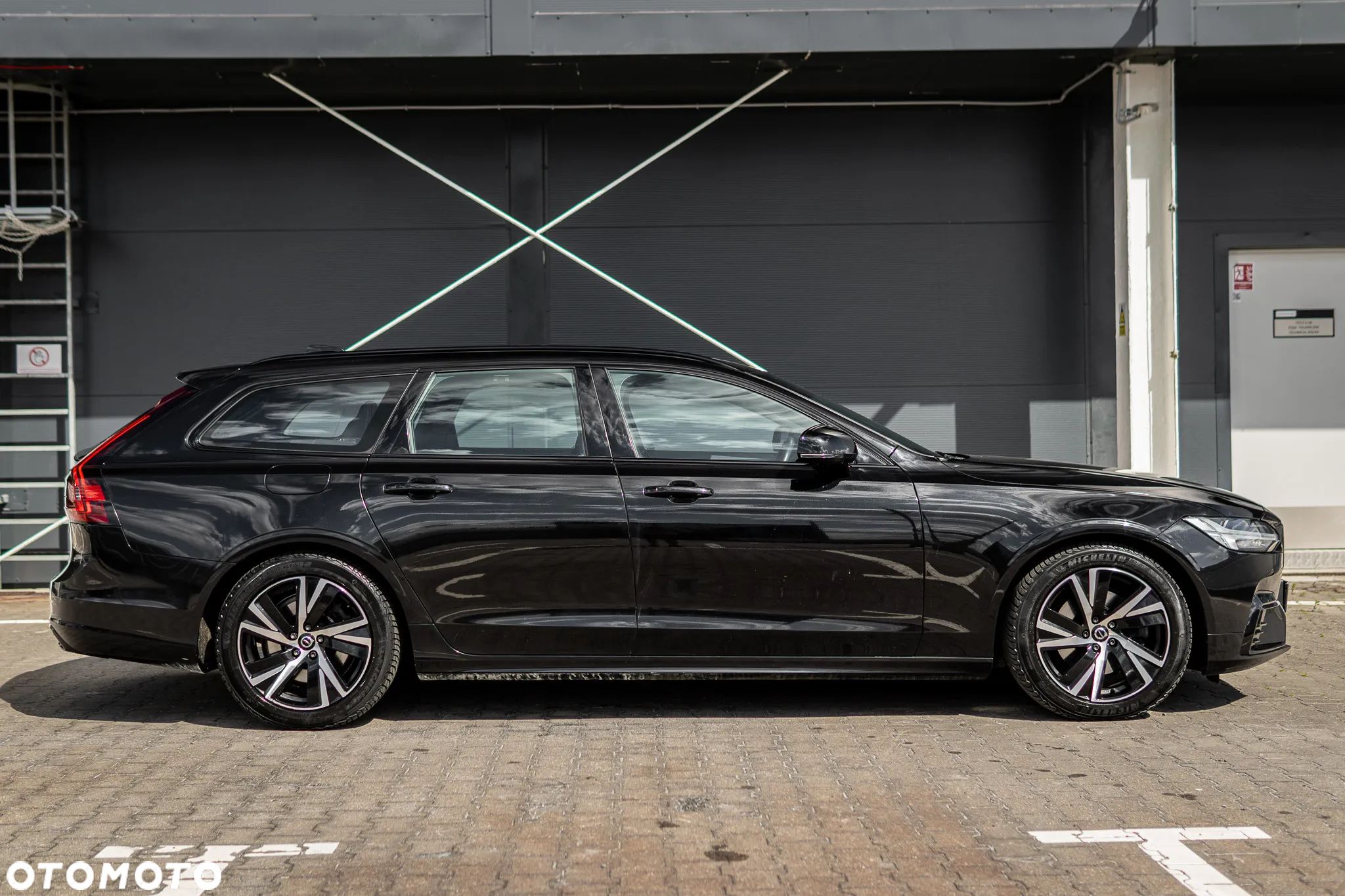 Volvo V90 B4 D AWD Geartronic RDesign - 4