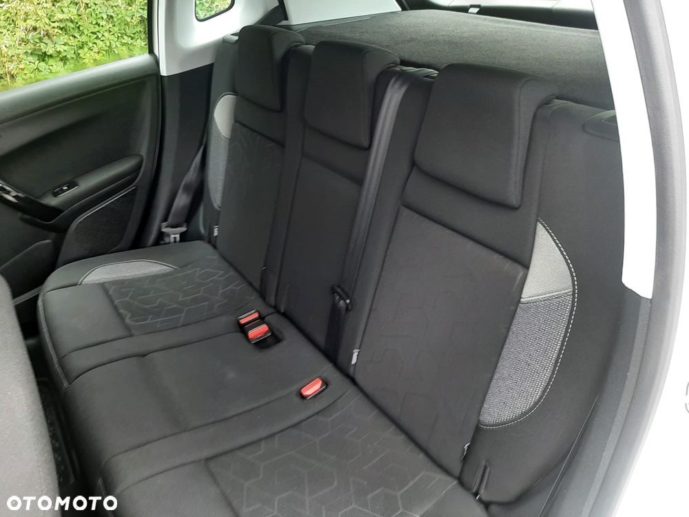Peugeot 2008 1.5 BlueHDi Active S&S - 29
