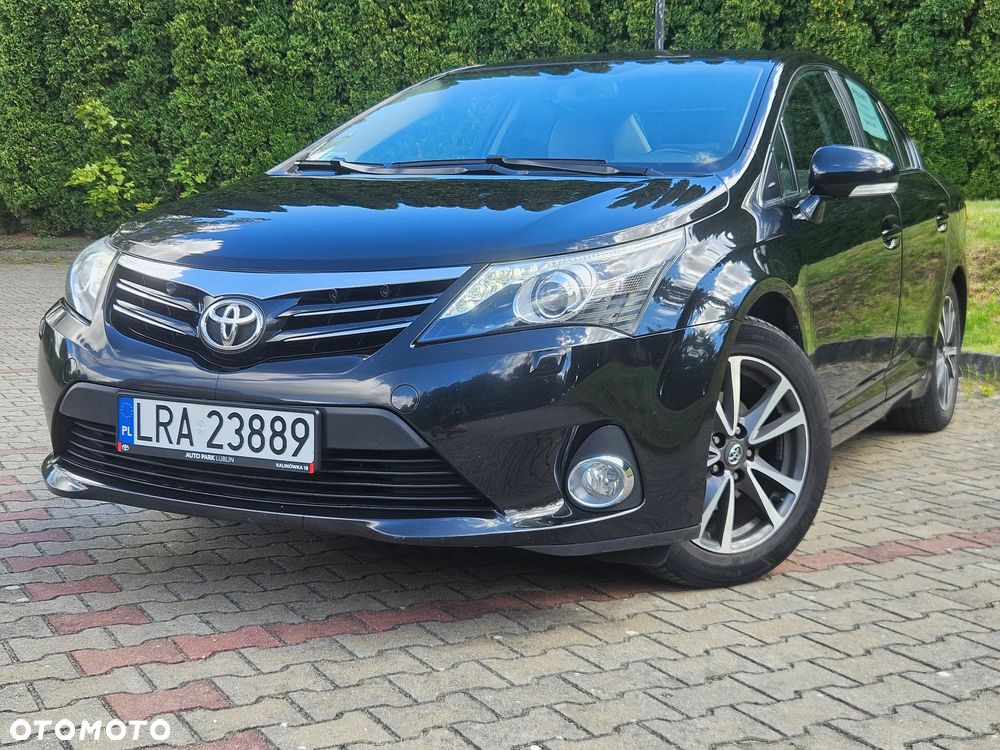 Toyota Avensis 1.8 Premium MS - 4