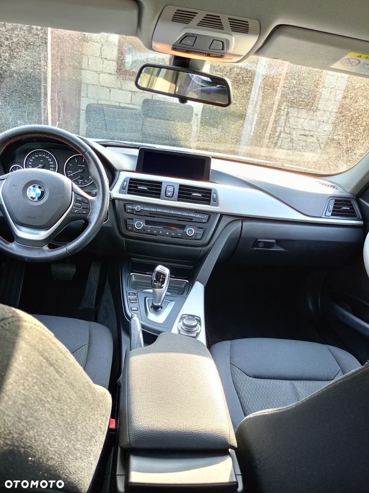 BMW Seria 3 320d Edition M Sport Shadow - 10