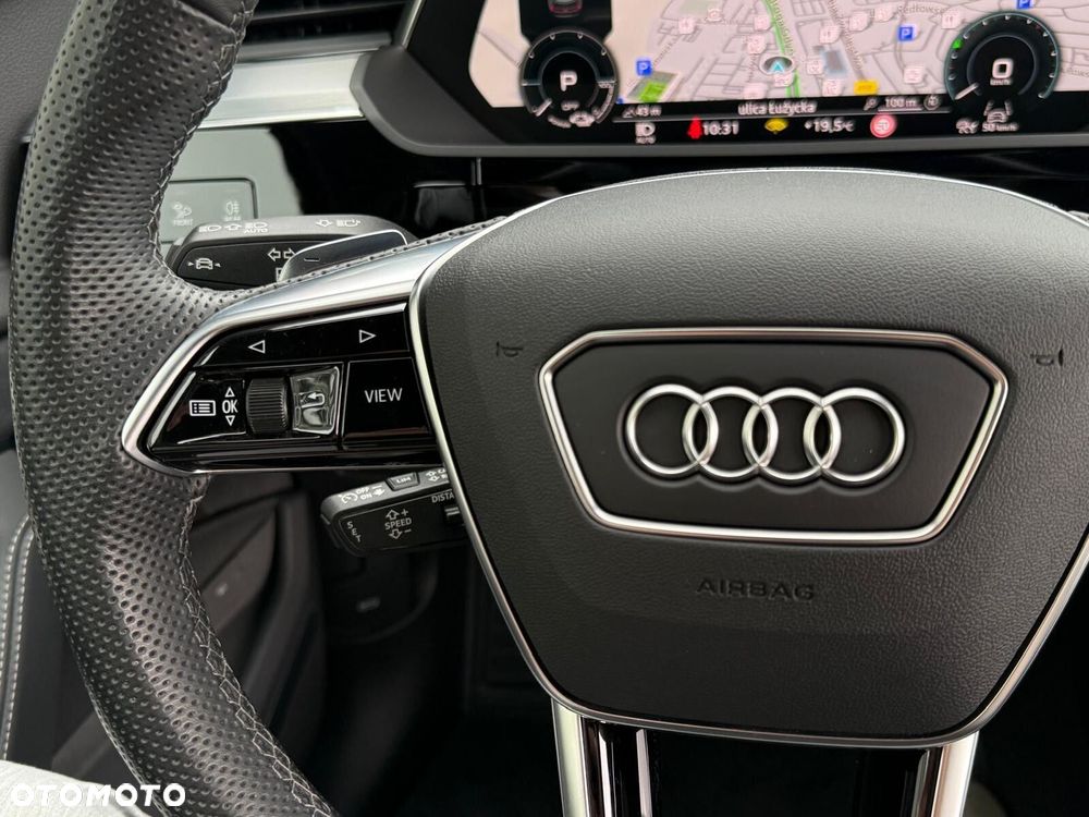 Audi Q8 e-tron 50 95kWh Quattro S Line - 34