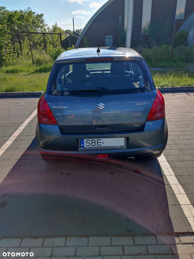 Suzuki Swift 1.3 Comfort dance - 2