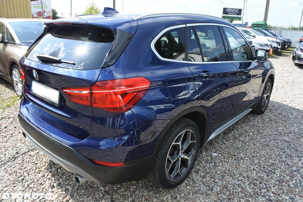 BMW X1 xDrive25i xLine sport - 4