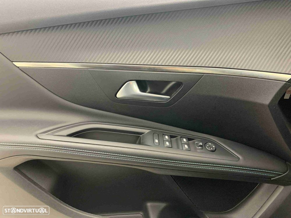 Peugeot 3008 1.2 Hybrid Allure Pack e-DCS6 - 9