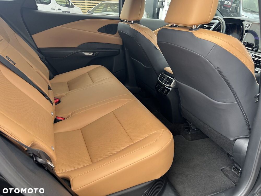 Lexus RX - 26