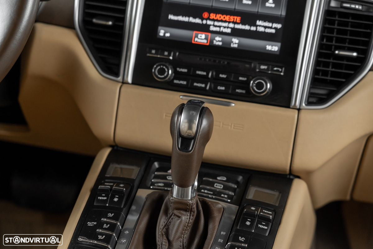 Porsche Macan Standard - 15