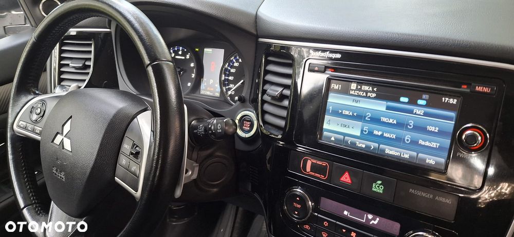 Mitsubishi Outlander - 20