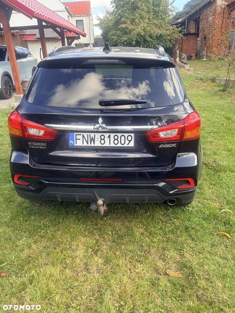 Mitsubishi ASX - 4