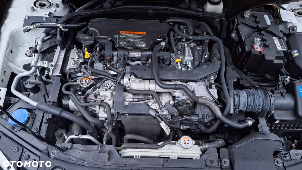 Mazda 3 e-SKYACTIV-X 186 M HYBRID TAKUMI - 8