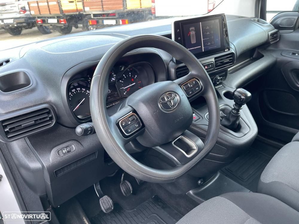 Toyota Proace PROACE CITY 1.5 D-4D (102CV) - 17