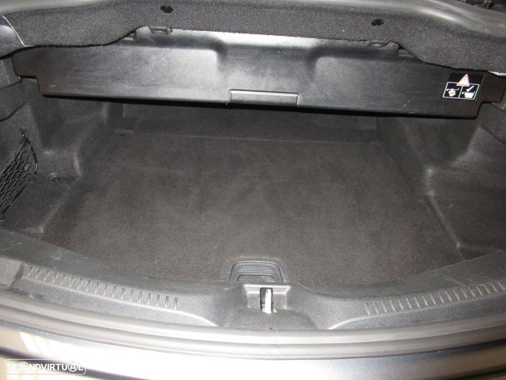 Mercedes-Benz E 53 AMG 4Matic+ - 14