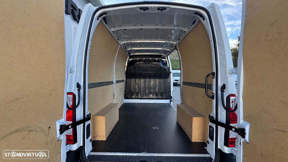 Renault Master 2.3 dCi L2 H2 - 2