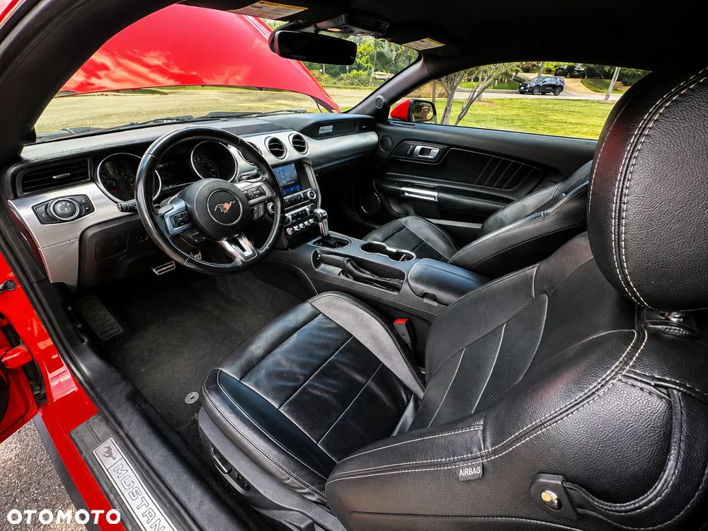 Ford Mustang - 15