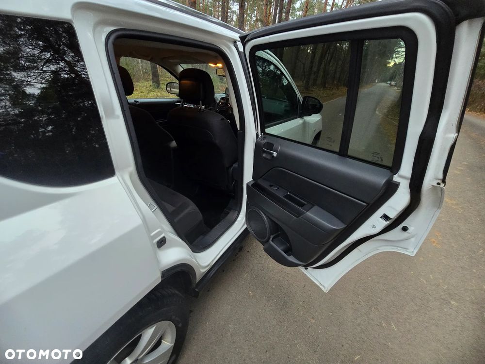 Jeep Compass 2.4I 4x4 Sport - 12