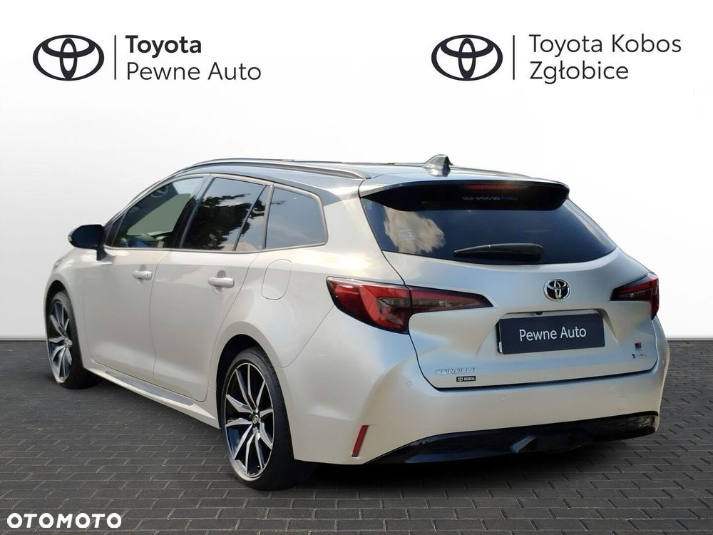 Toyota Corolla - 3