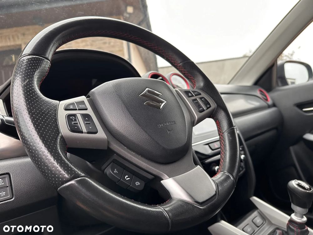 Suzuki Vitara 1.4 Boosterjet XLED 2WD - 30