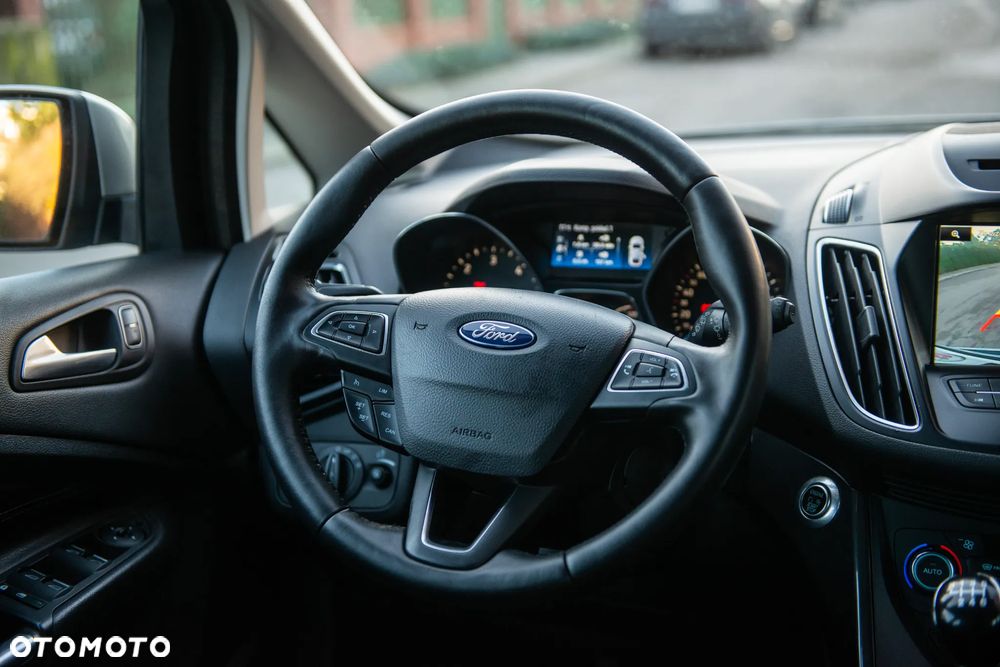 Ford C-MAX Diesel Titanium - 31