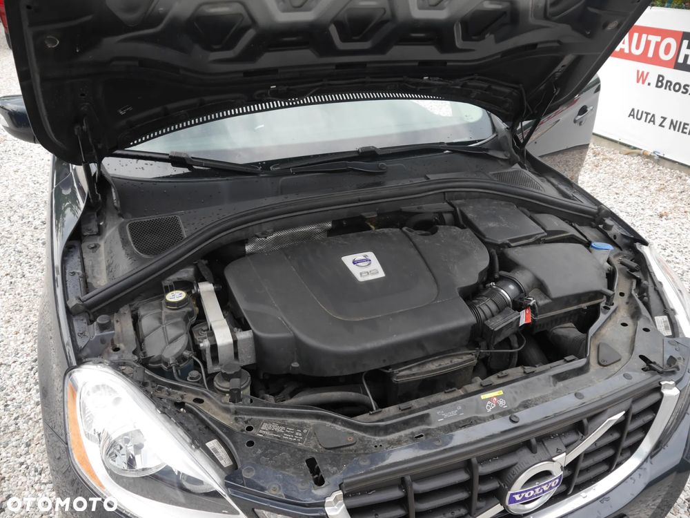 Volvo XC 60 2.4D - 22
