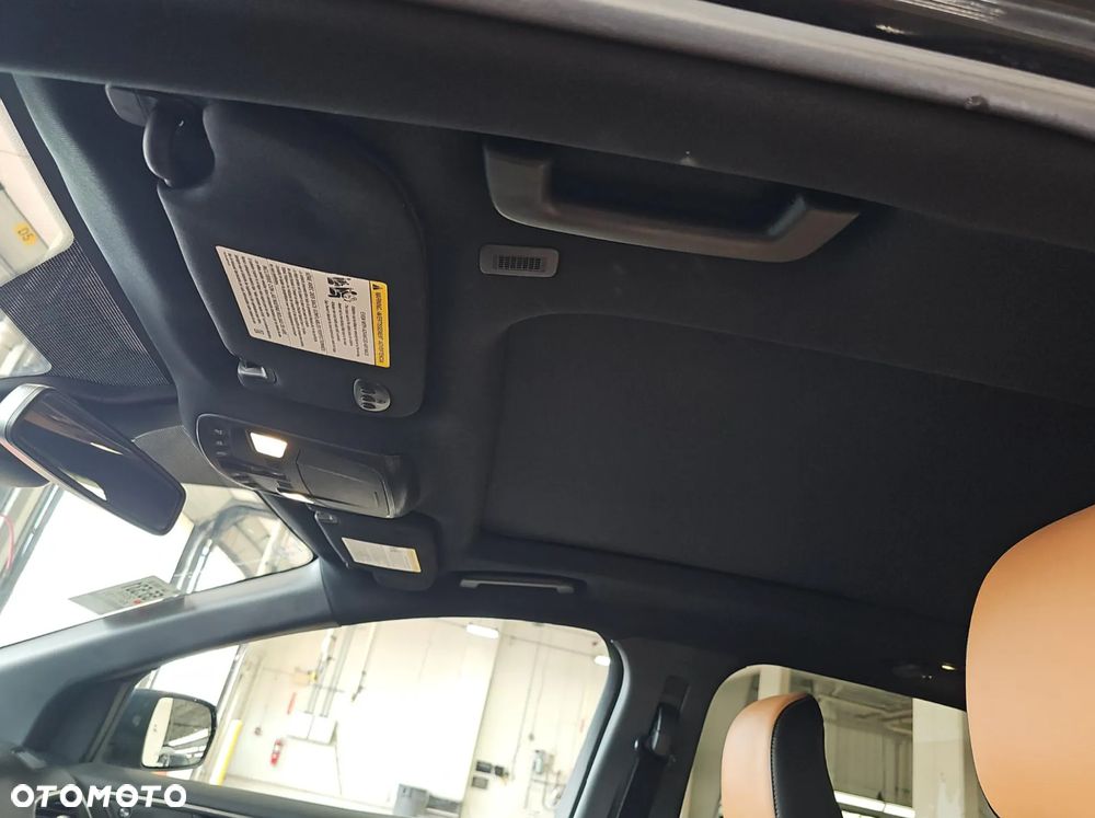 Ford Edge - 11