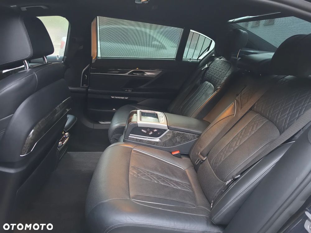 BMW Seria 7 730Ld xDrive - 18
