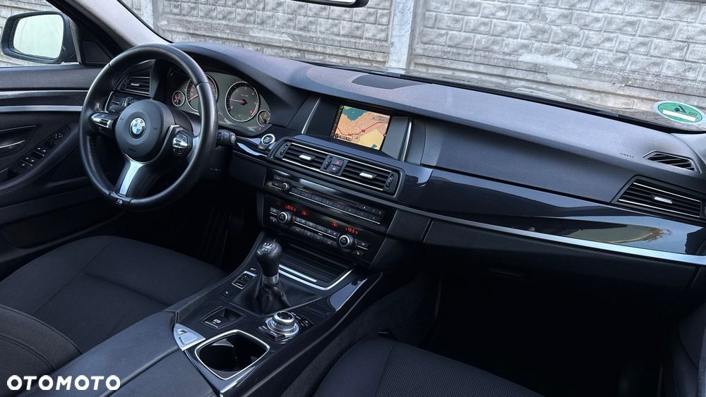 BMW Seria 5 520d - 14