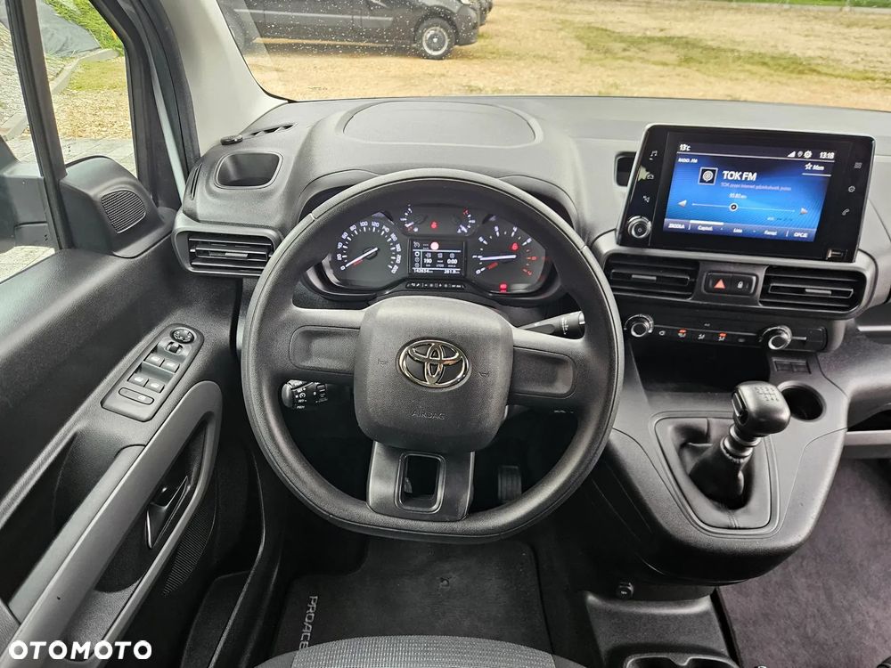 Toyota Proace City Verso 1.5 D-4D Business - 10