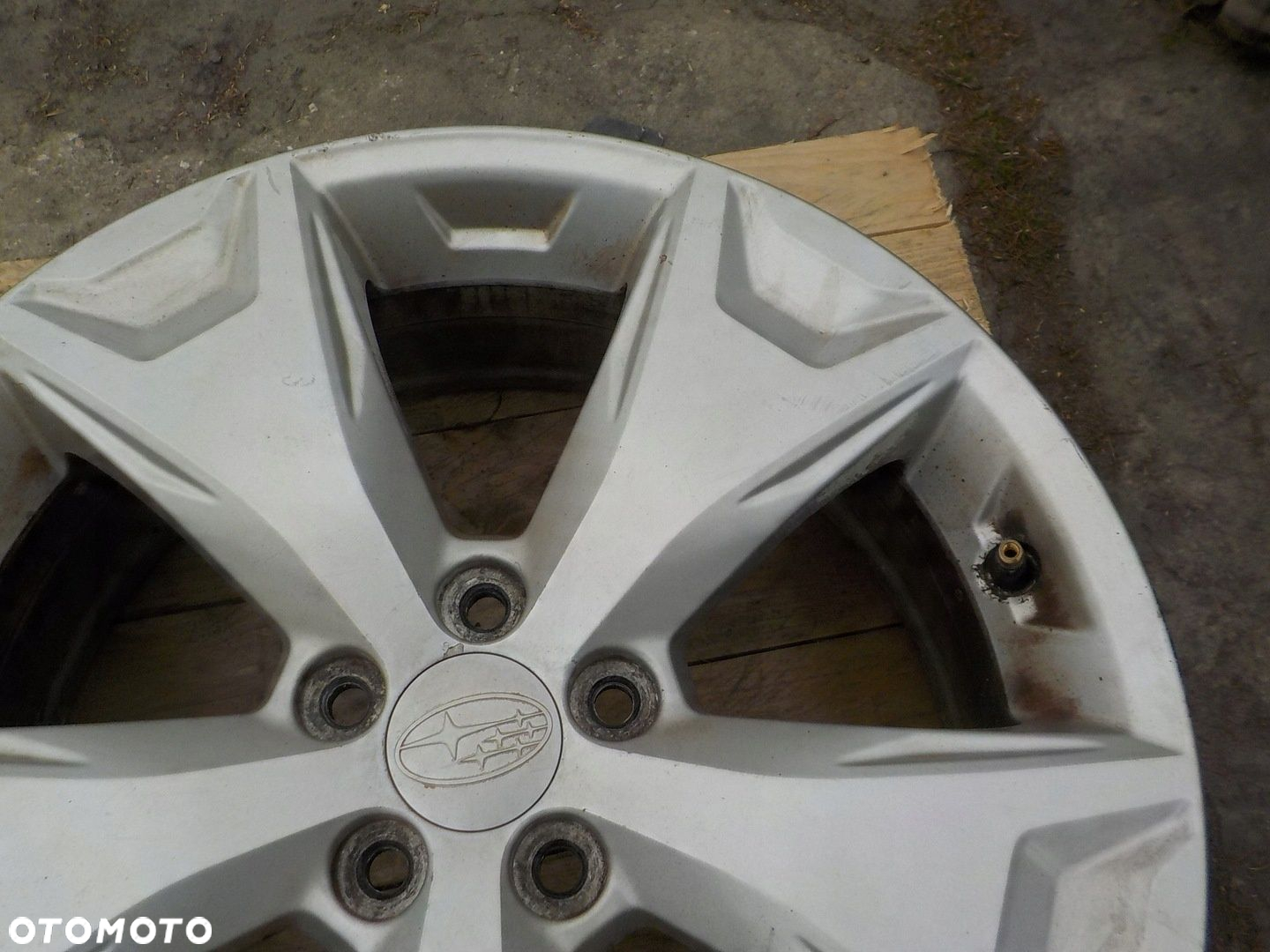 SUBARU FORESTER IV SJ FELGA ALUMINIOWA R17 5x100 ET48 - 7