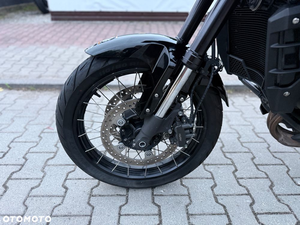Honda VFR - 21