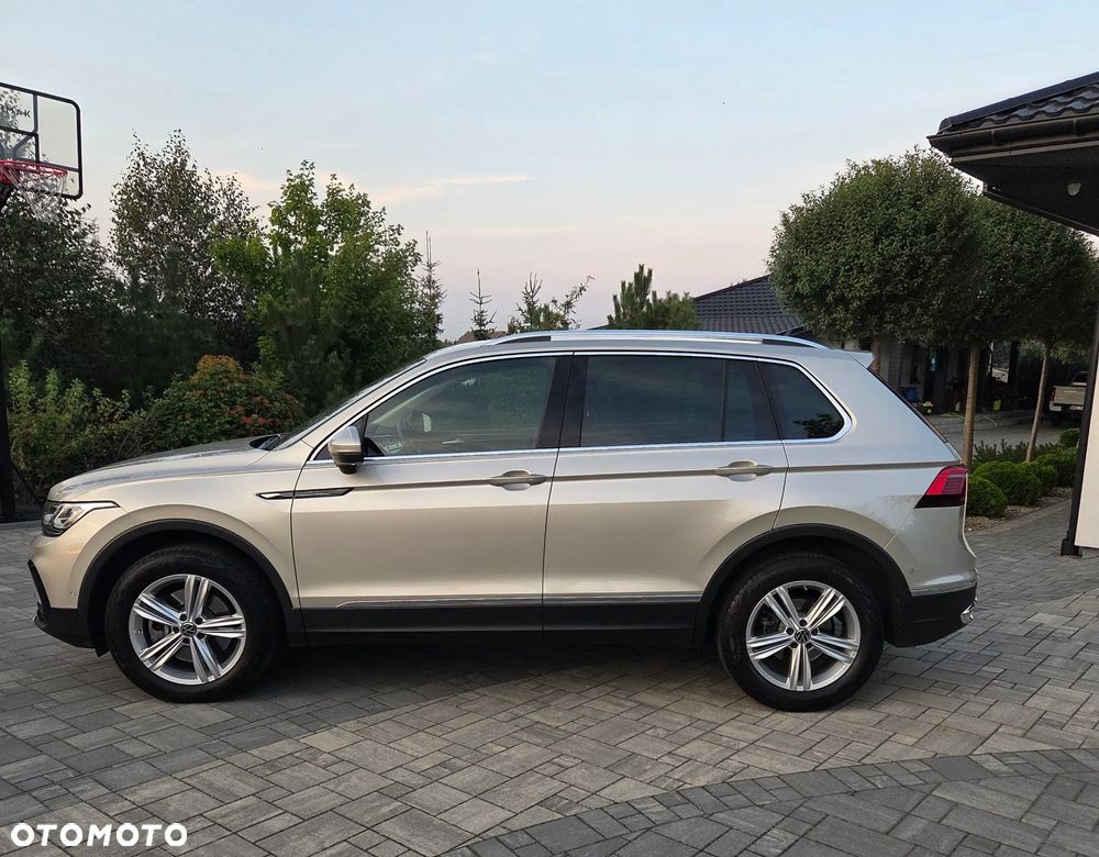 Volkswagen Tiguan 2.0 TDI SCR 4Mot Elegance DSG - 4