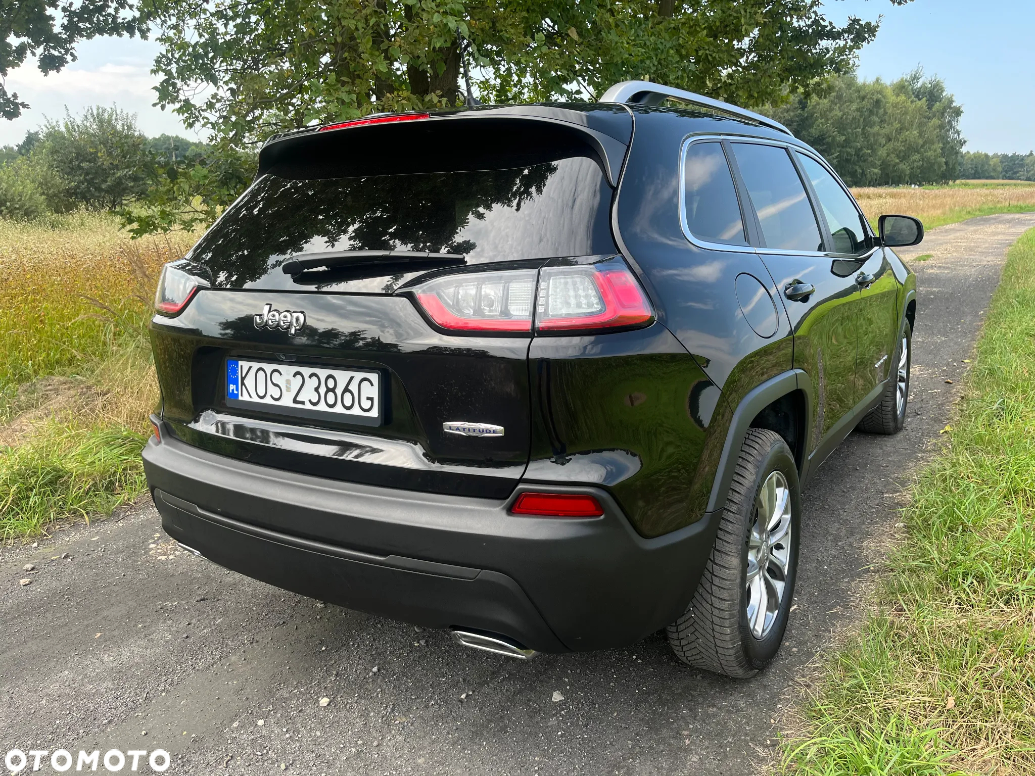 Jeep Cherokee - 13