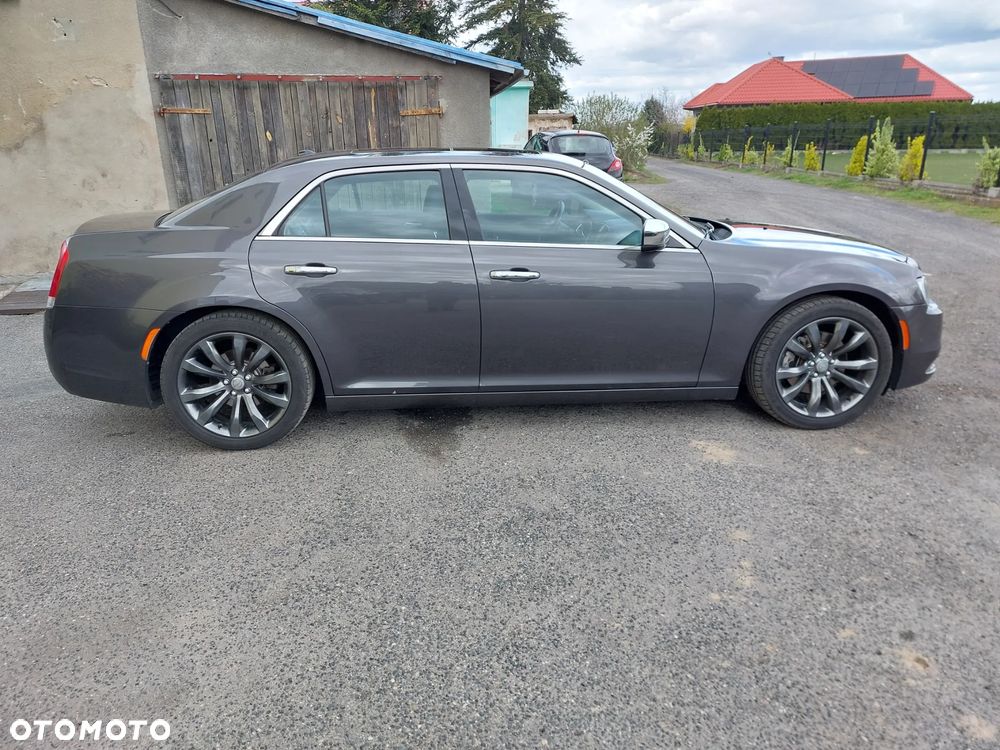 Chrysler 300C - 12