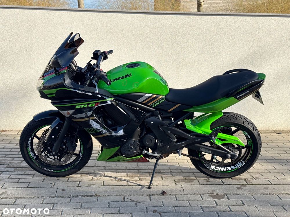 Kawasaki ER - 1