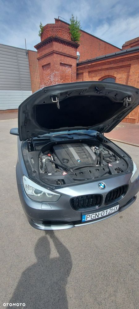 BMW 5GT - 8