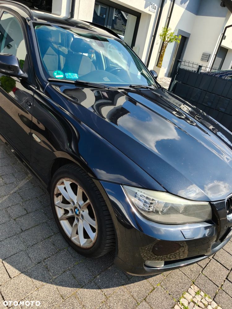 BMW Seria 3 318i - 5