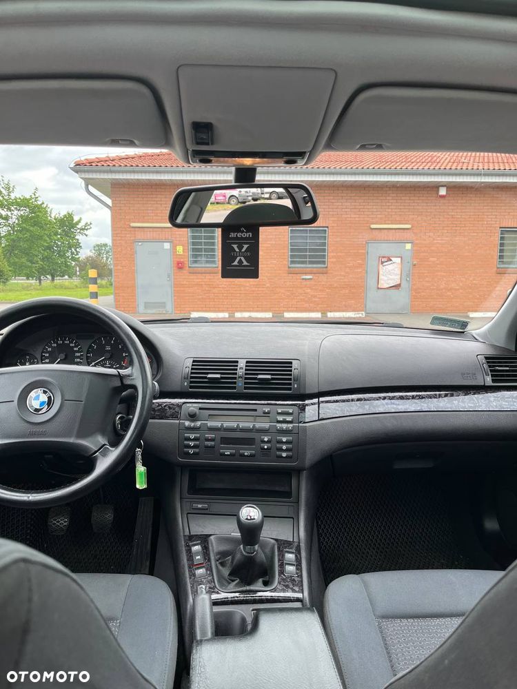 BMW Seria 3 - 16