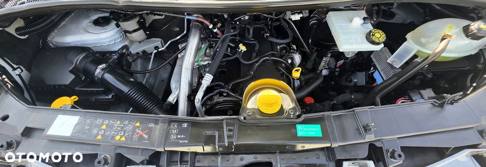 Renault MASTER 2,3 DCI 165 KONNA DOKA BRYGADÓWKA 7 OSOBOWA 3,4M SKRZYNIA KLIMA 146T/KM PRZEBIEGU GWARANCJA BLIŻNIAKI DO 3,5T - 18