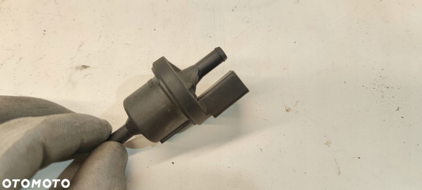 ZAWÓR ZBIORNIA PALIWA AUDI VW SEAT 0280142353 - 1