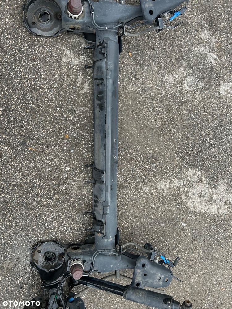 Peugeot 208 I lift ośka belka zawieszenia Citroen C3 III bębny - 4